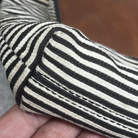 Fossil Crossbody Bag Womens Black White Stripe‎ Canvas Brown Leather Pocket Key - Picture 4 of 16